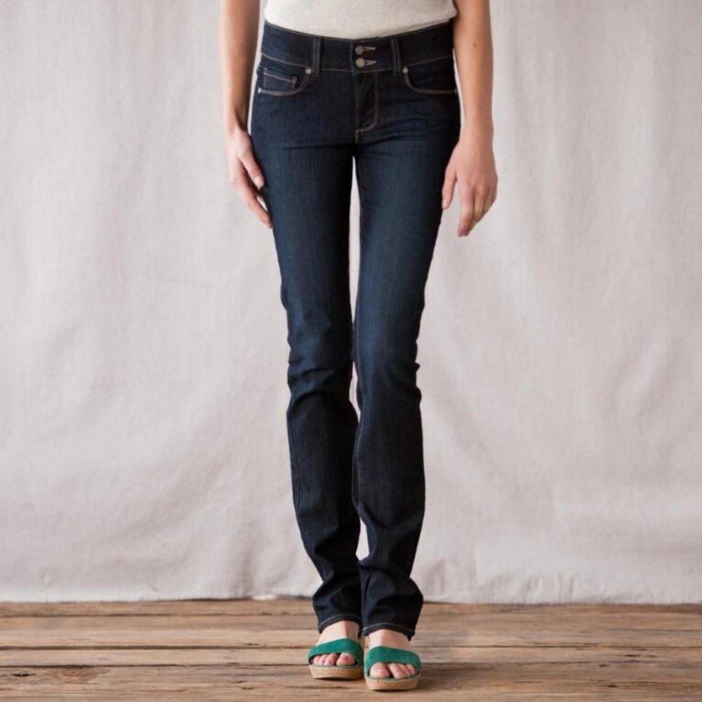 Paige Hidden Hills Dark Wash Bootcut Jeans Minimalist Capsule Wardrobe